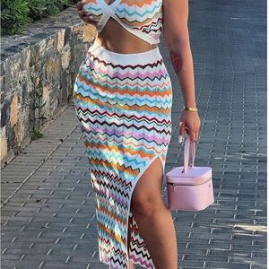 Contrast V Neck Top w/Split Maxi Skirt Set